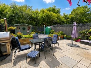Garden_65AR- click for photo gallery